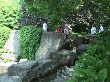 Arcen : Schlossgärten, am Wasserfall 